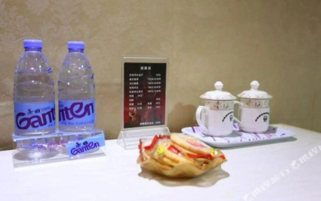 清泉商务会馆(淄博高铁北站店)