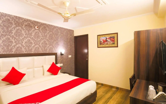 Hotel Lazeeno by OYO Rooms