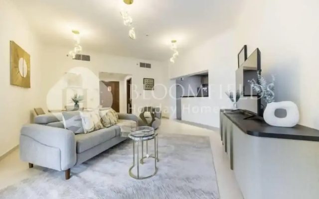 327 Bloomfields Magnificent 1BR Ajwan