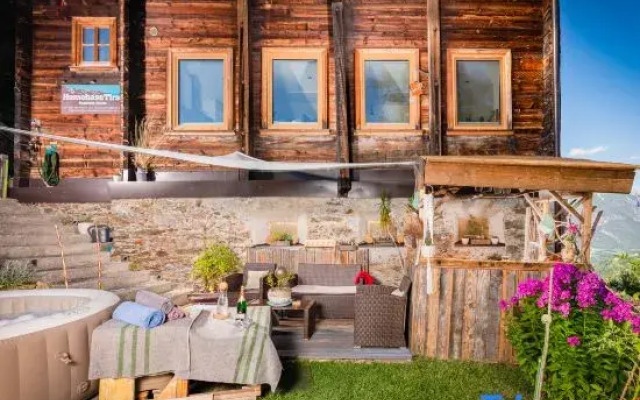 Homebase Tirol Mountain Logde