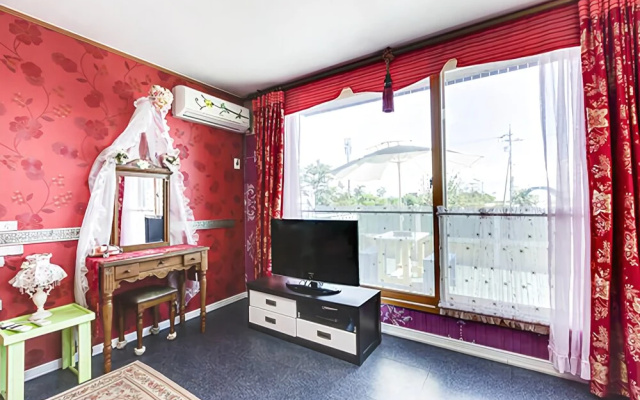 Gangneung Hummingblue Pension
