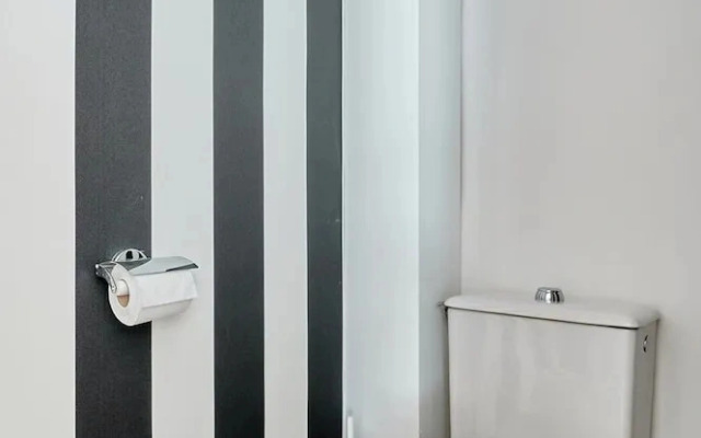Apartment in the 16th Area Residential District