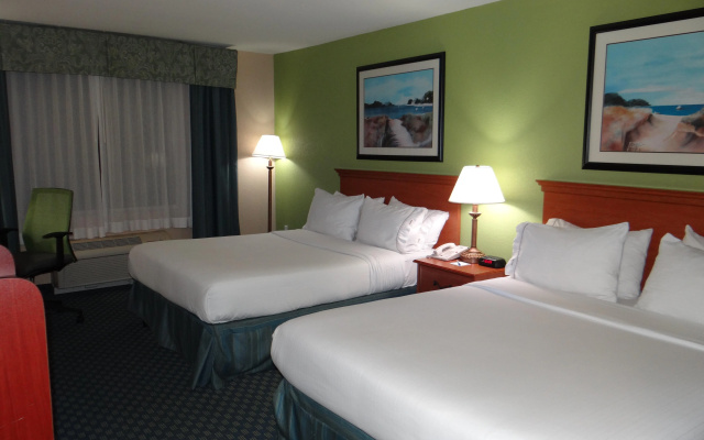 Holiday Inn Express Hotel & Suites Salisbury - Delmar by IHG