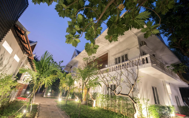 Lavender Angkor Boutique