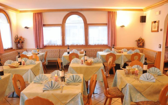 Hotel Garnì Alpenrose