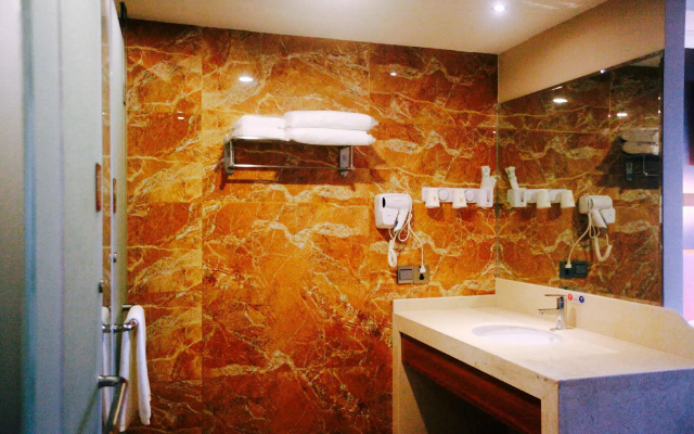 7Days Premium Ningbo Zhenhai Hongxing Square Branch