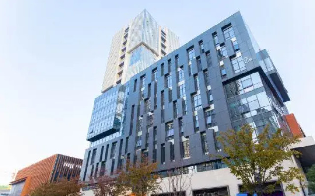 Lily Smart Hotel (Hefei Binhu Zhuyuan Subway Station)