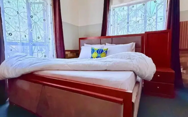 Eva residence