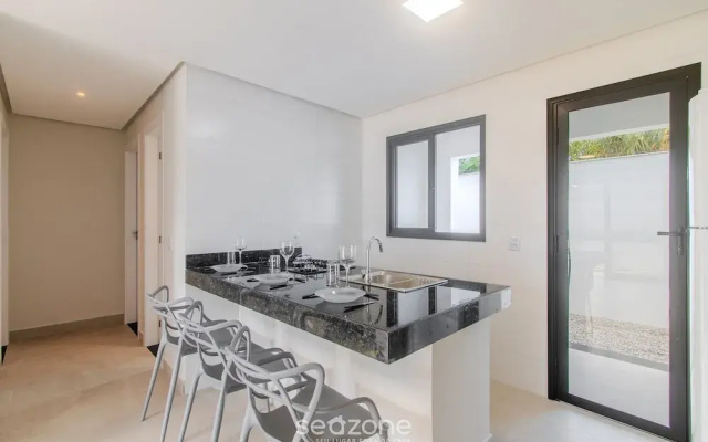 Apartments With Swimming Pool 700m From Taperapuan Beach Nvm0009