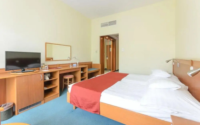 Hunguest Hotel Aqua Sol