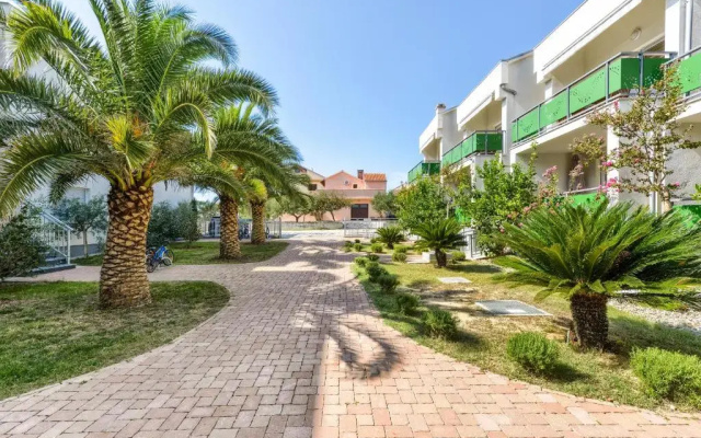 Batimat Apartments