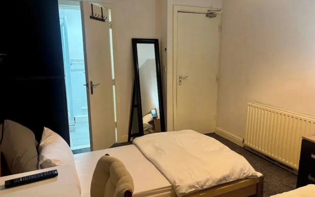 Ensuite Family Room in Dudley