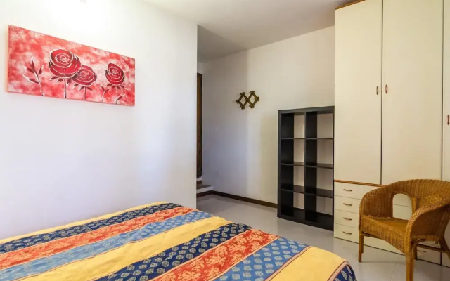 Luxury Holiday Home in Manerba del Garda near Lake