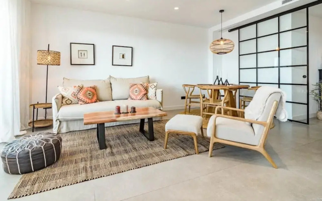 Lae11.2d - Large Terrace With Stunning Views