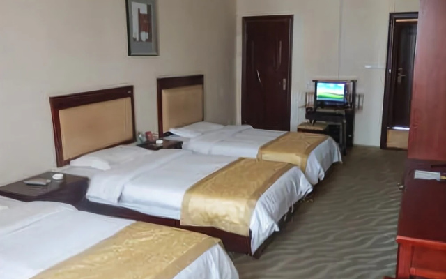 Jin Port Hotel