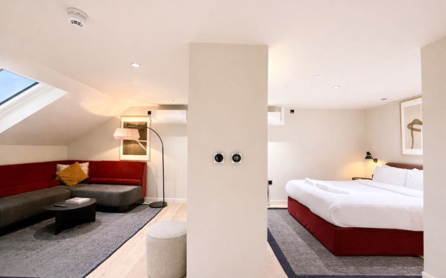 VCity Suites at Teachers