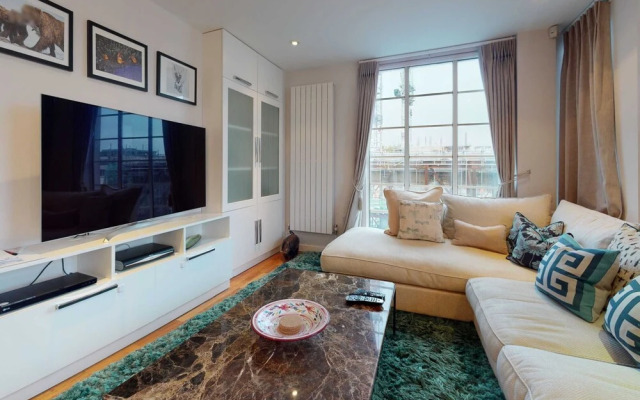 Luxury and Modern Bayswater Apartment