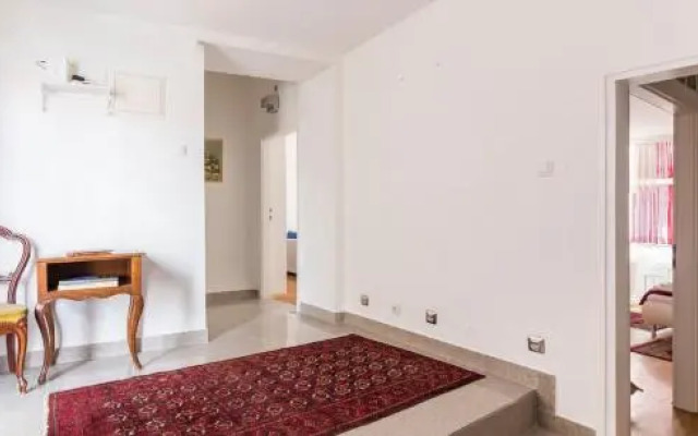 E&E Apartments