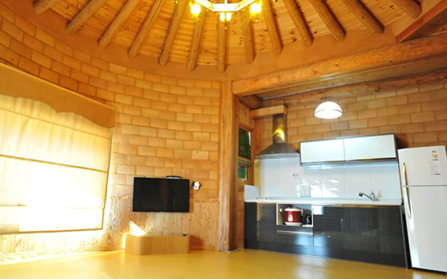 Yeongwol Wolgangsanhachon Pension