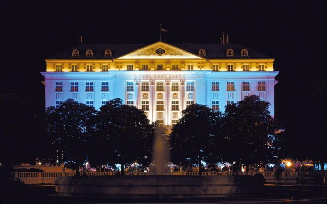Hotel Esplanade Zagreb in Zagreb, Croatia from 156$, photos, reviews - zenhotels.com hotel front