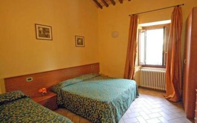 Отель Ostello Villa Redenta Сполето комната для гостей