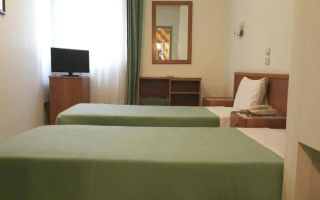 Hera Hotel