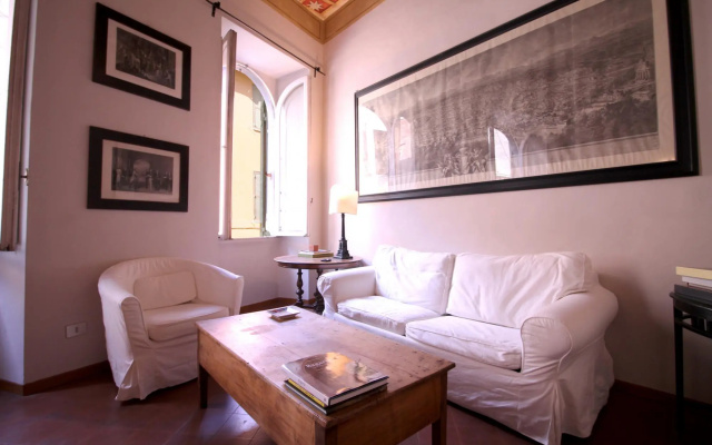 Via Giulia Wonderful Apartment