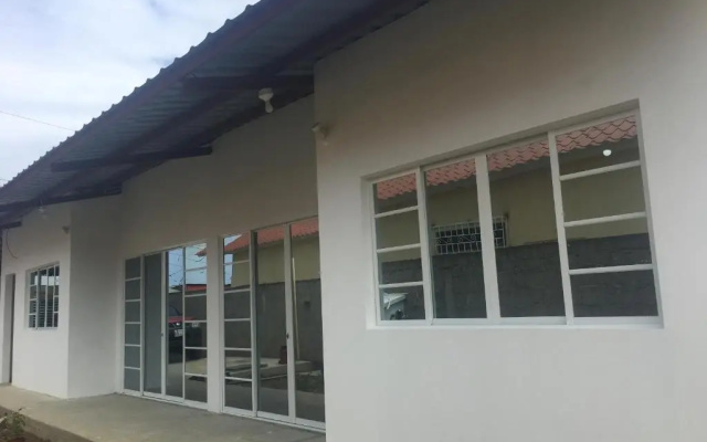 Monte Líbano Suites