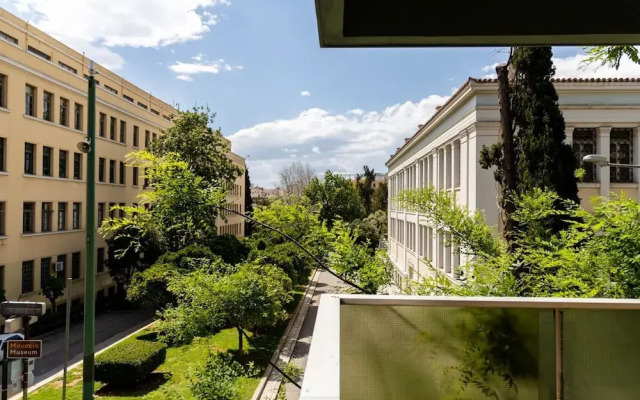 Luxury Flat at Archaeological Museum