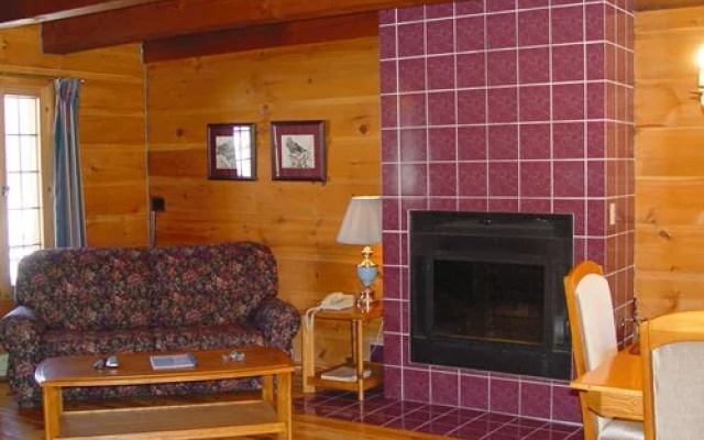 Club Geopremiere At Lac Morency, St. Hippolyte, Canada
