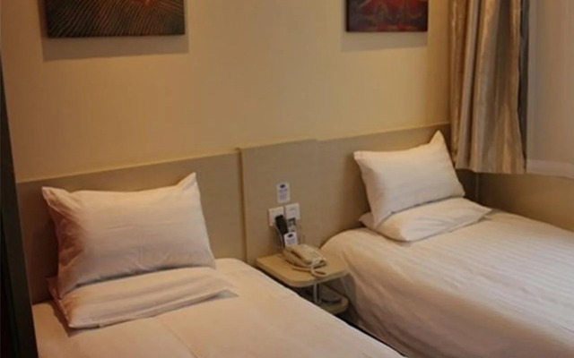Hanting Express Tianjin Zhongshanmen