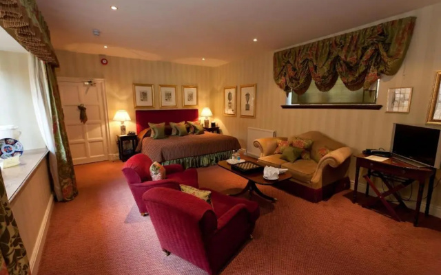 Buckland Manor