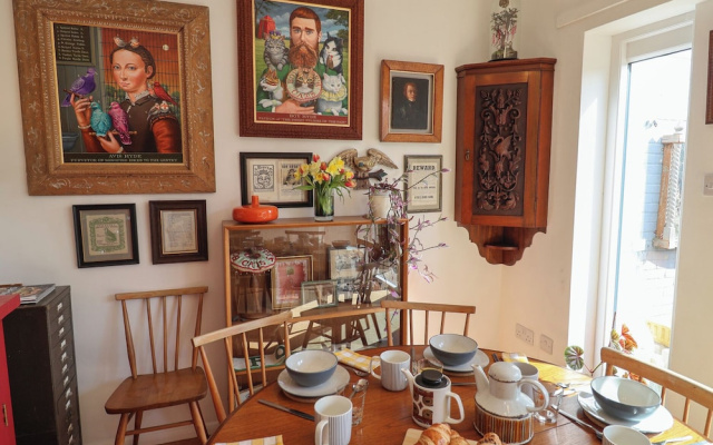 The Orchard Close Art House