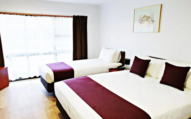 Auckland Airport Easy Hotel