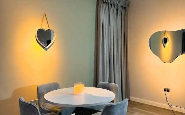 Nook and Cranny Apartment