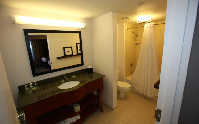 GreenTree Inn & Suites Phoenix Sky Harbor