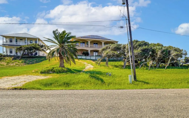 Private Pier: Waterfront Fulton Villa!