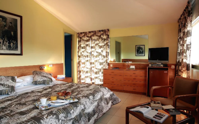 Hotel Sirio