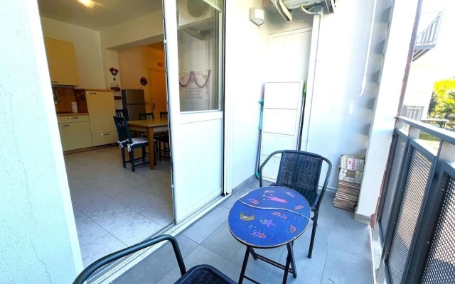Charming Family Flat Near the Beach