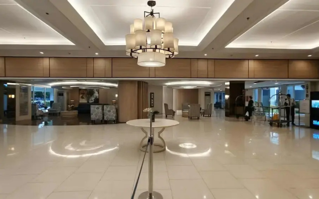 The Royal Bloom Room-1409TowerA