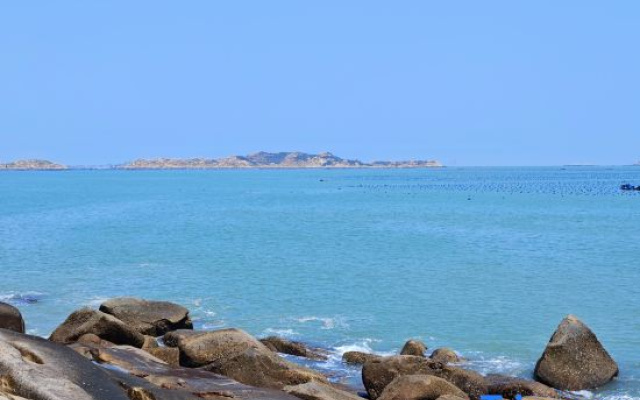 Dazzling·Yueqinhai Resort