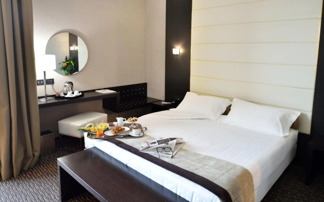 H2C Hotel Milanofiori