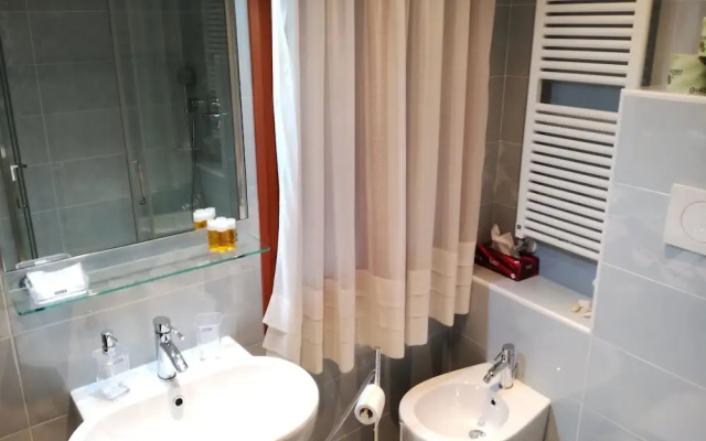 Grimaldi Apartments - Hermitage