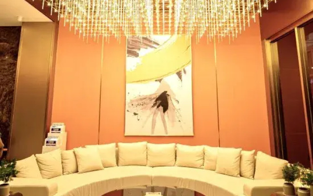 No.1 International Hotel