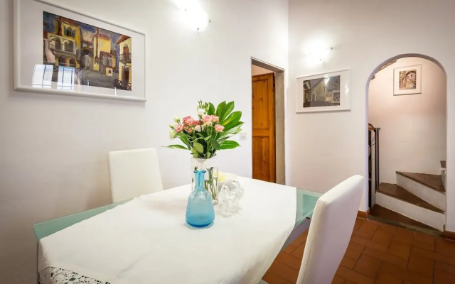 Pignone Apartment by Mmega