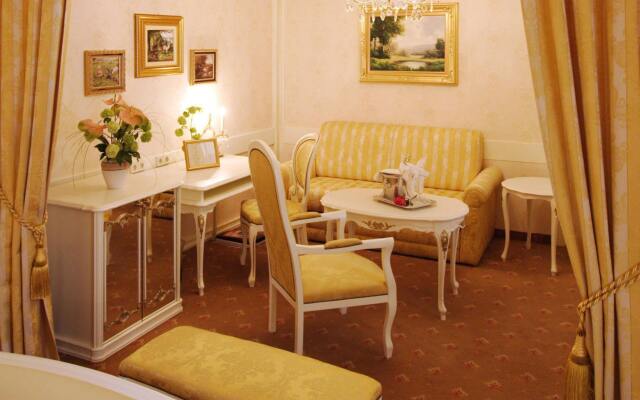 Отель Schlosshotel Römischer Kaiser Австрия, Вена - отзывы, цены и фото номеров - забронировать отель Schlosshotel Römischer Kaiser онлайн комната для гостей