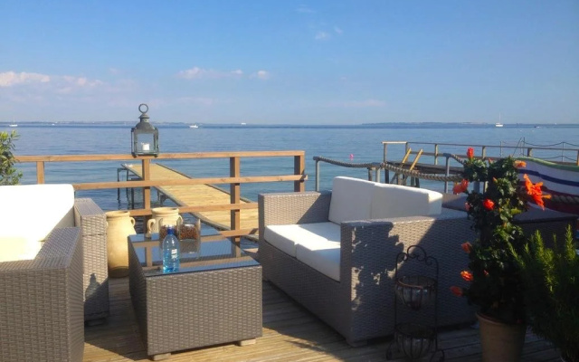 B & B by The Sea