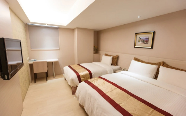 Idol Hotel