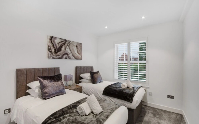 Karah Suites - Stonehills