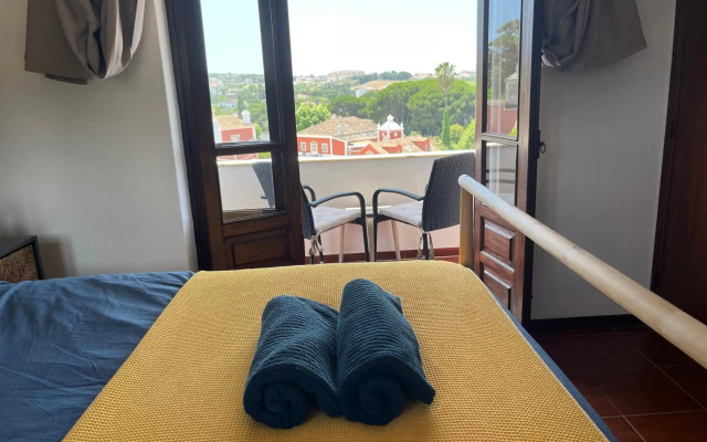 Casa Pausa holiday home, with pool & BBQ